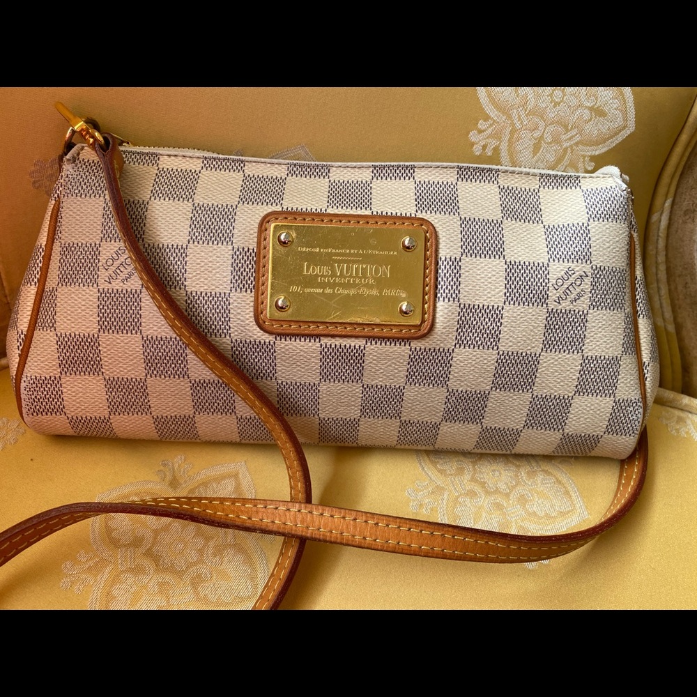 Authentic Louis Vuitton Eva clutch🛑 SOLD🛑